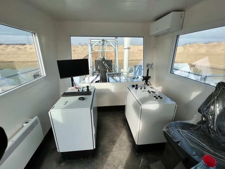 ATFenster056